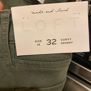 Loft Curvy skinny jeans size 14/32 green